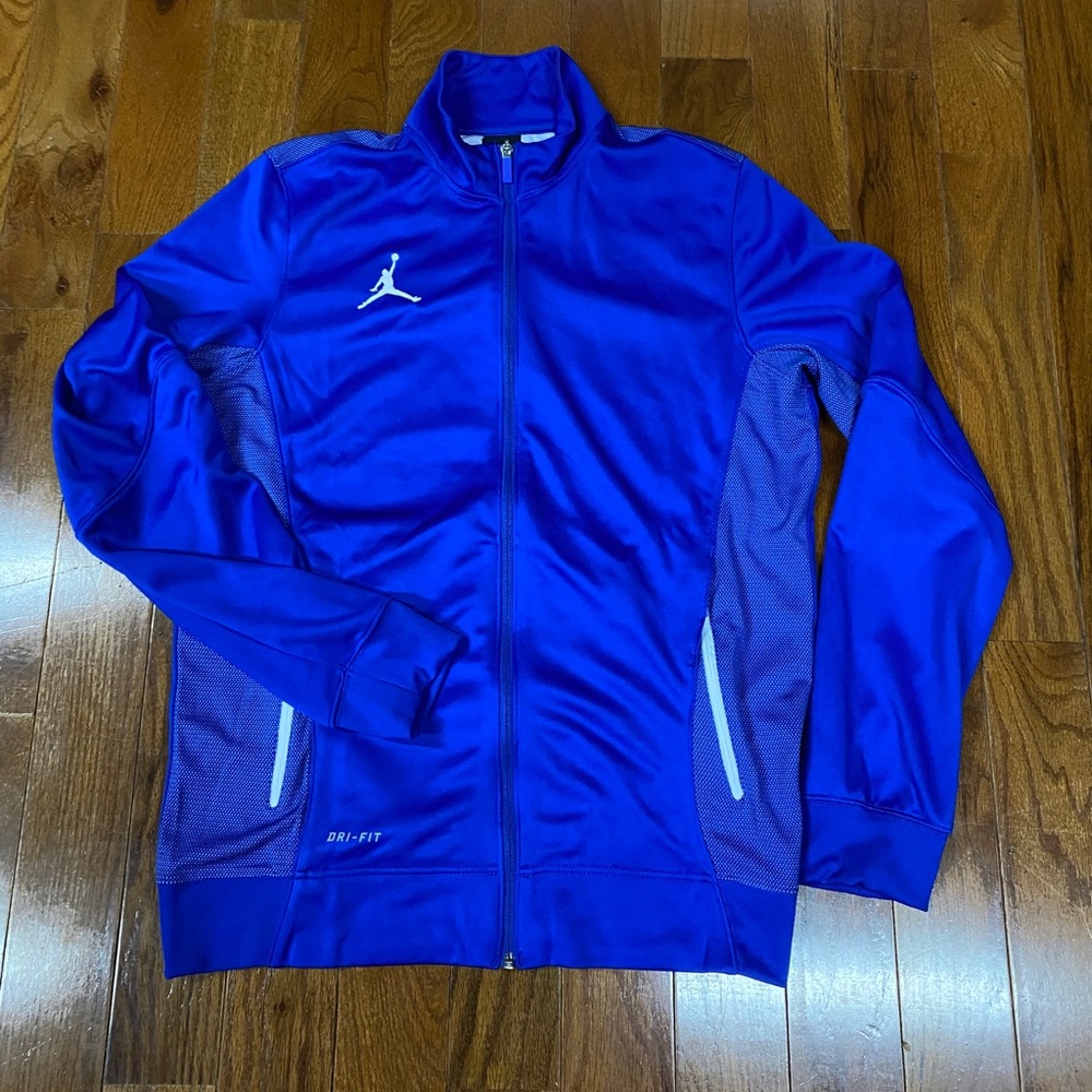Medium Jordan Dri-fit Jacket